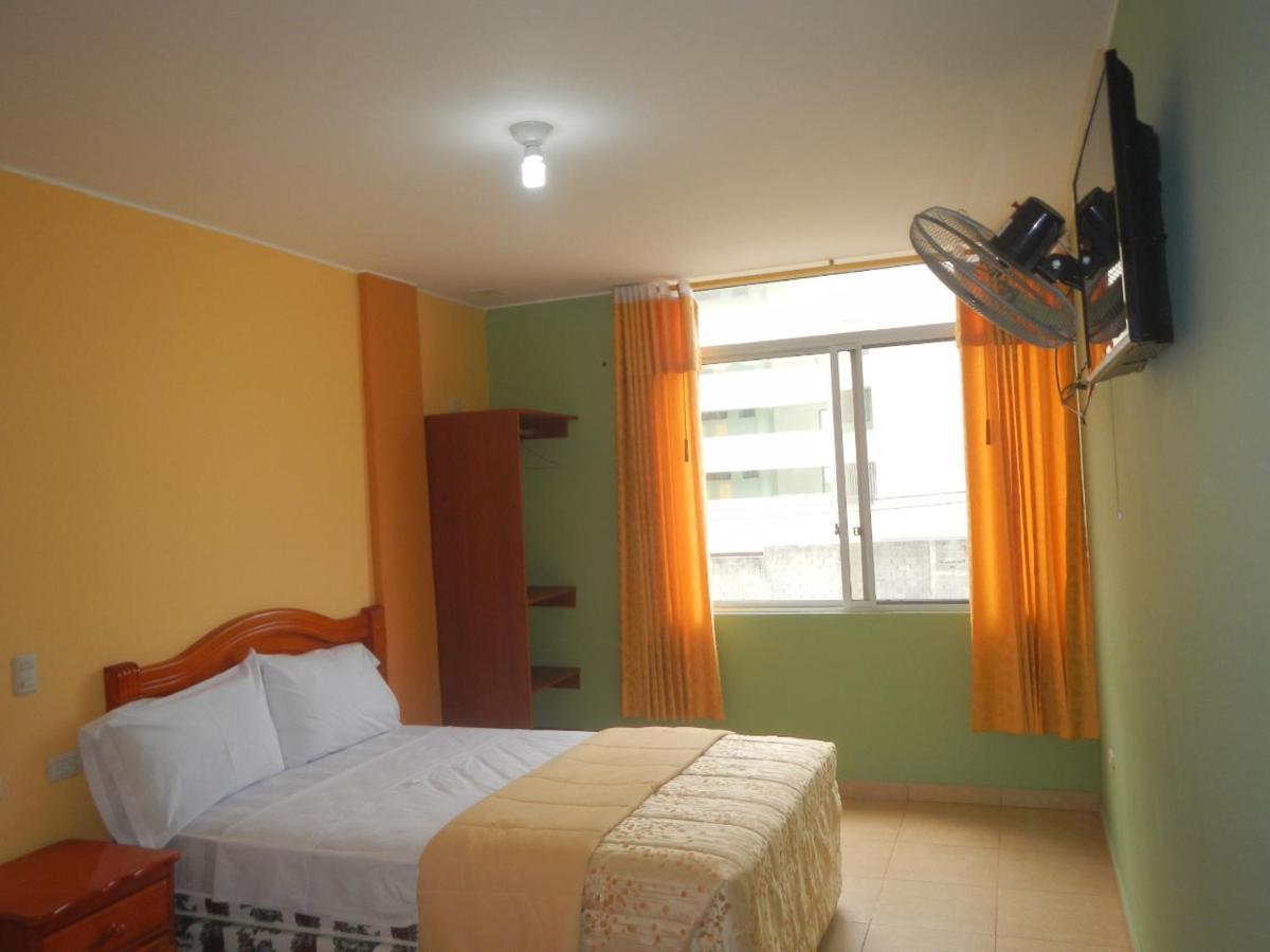 Hotel Internacional En Atacames Exterior photo